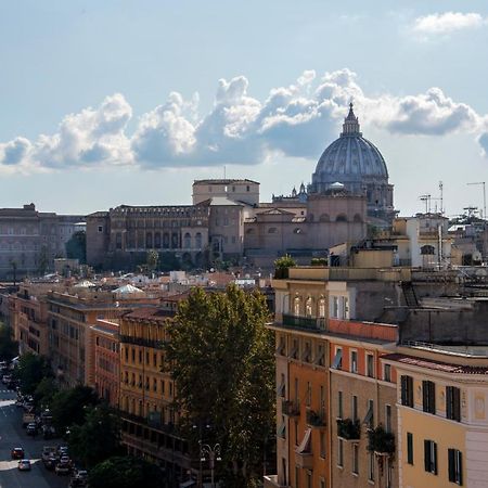 Raffaela'S Suite & Rooms Vatican Guest House Rome Bagian luar foto